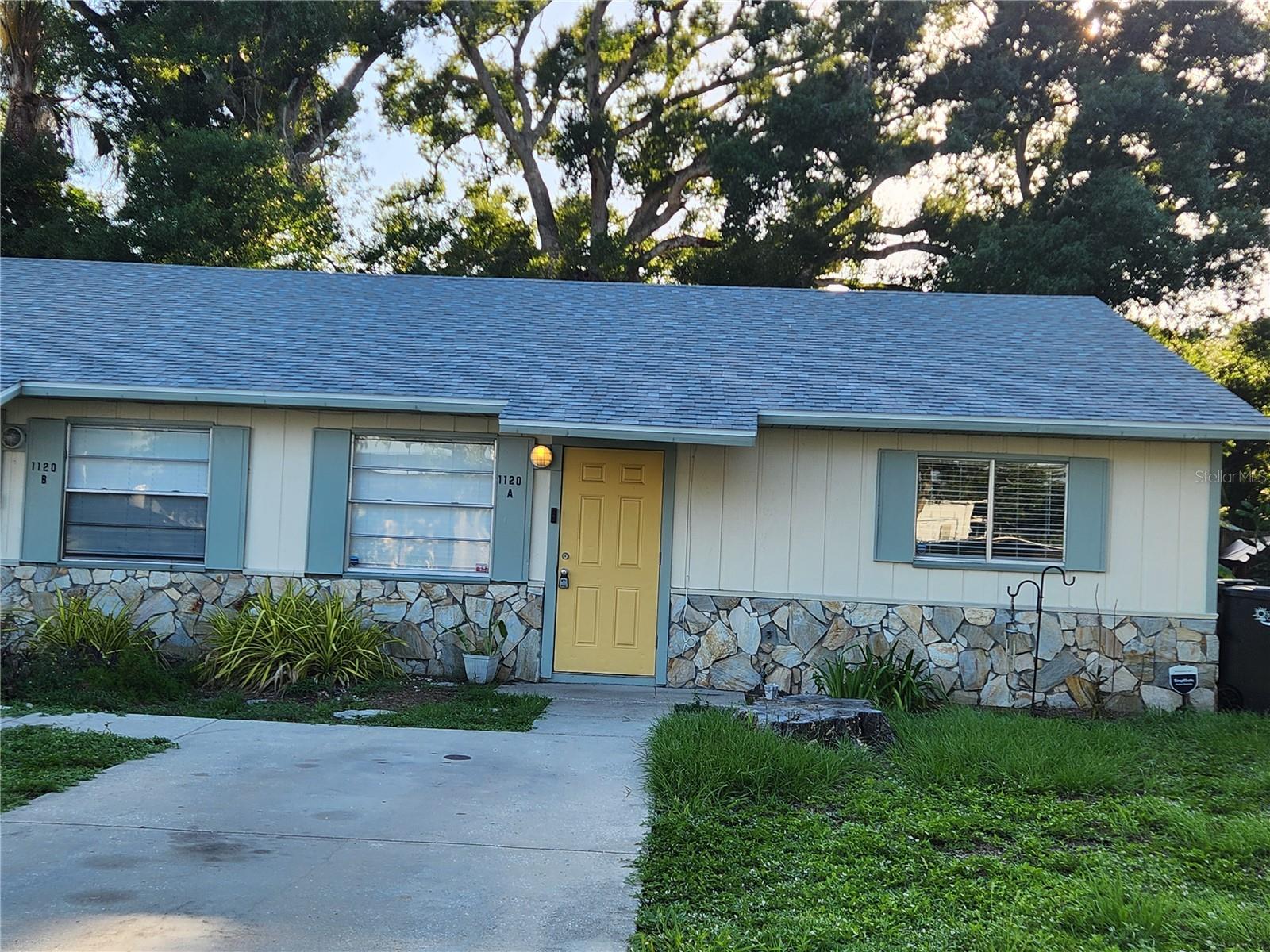 1120 36TH ST W #A Property Photo 1