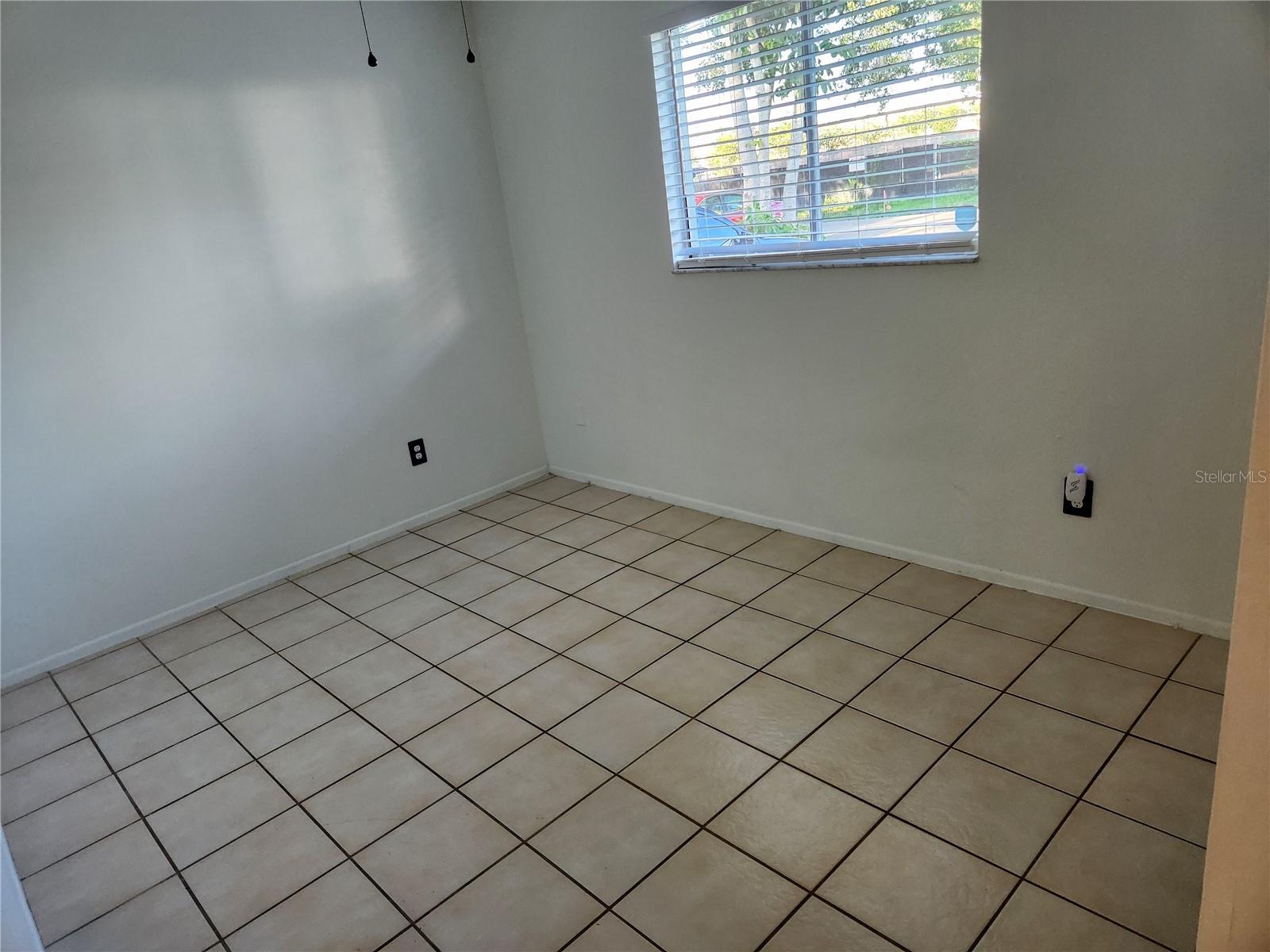 1120 36th St W #a Property Photo 13