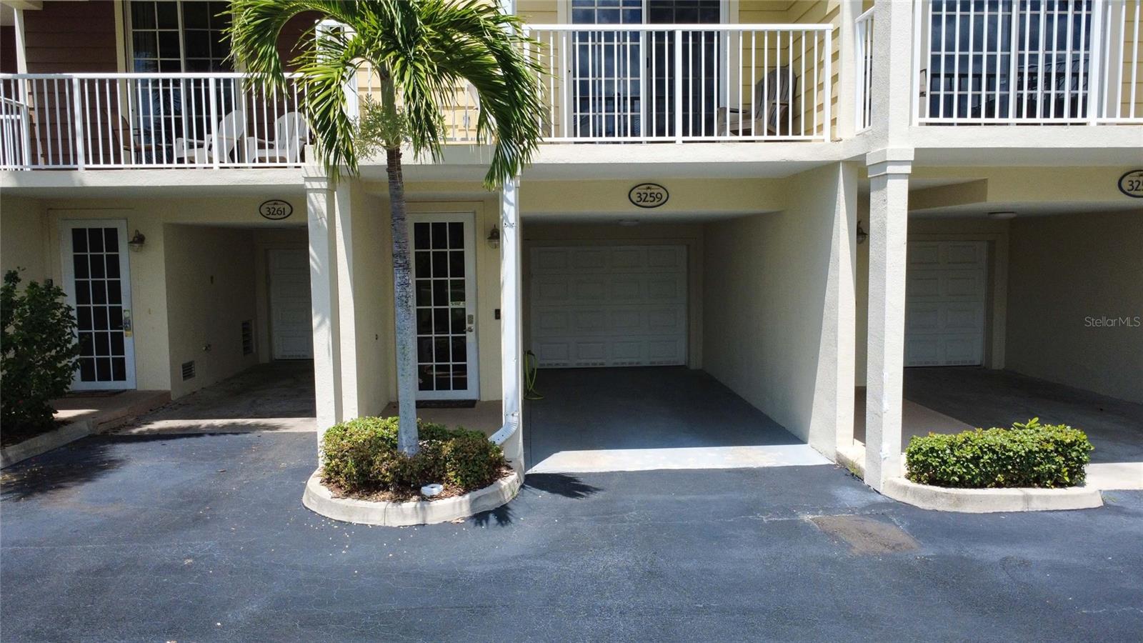 3259 Mangrove Point Dr Property Photo 2