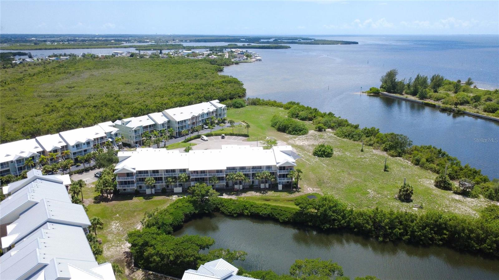 3259 Mangrove Point Dr Property Photo 38