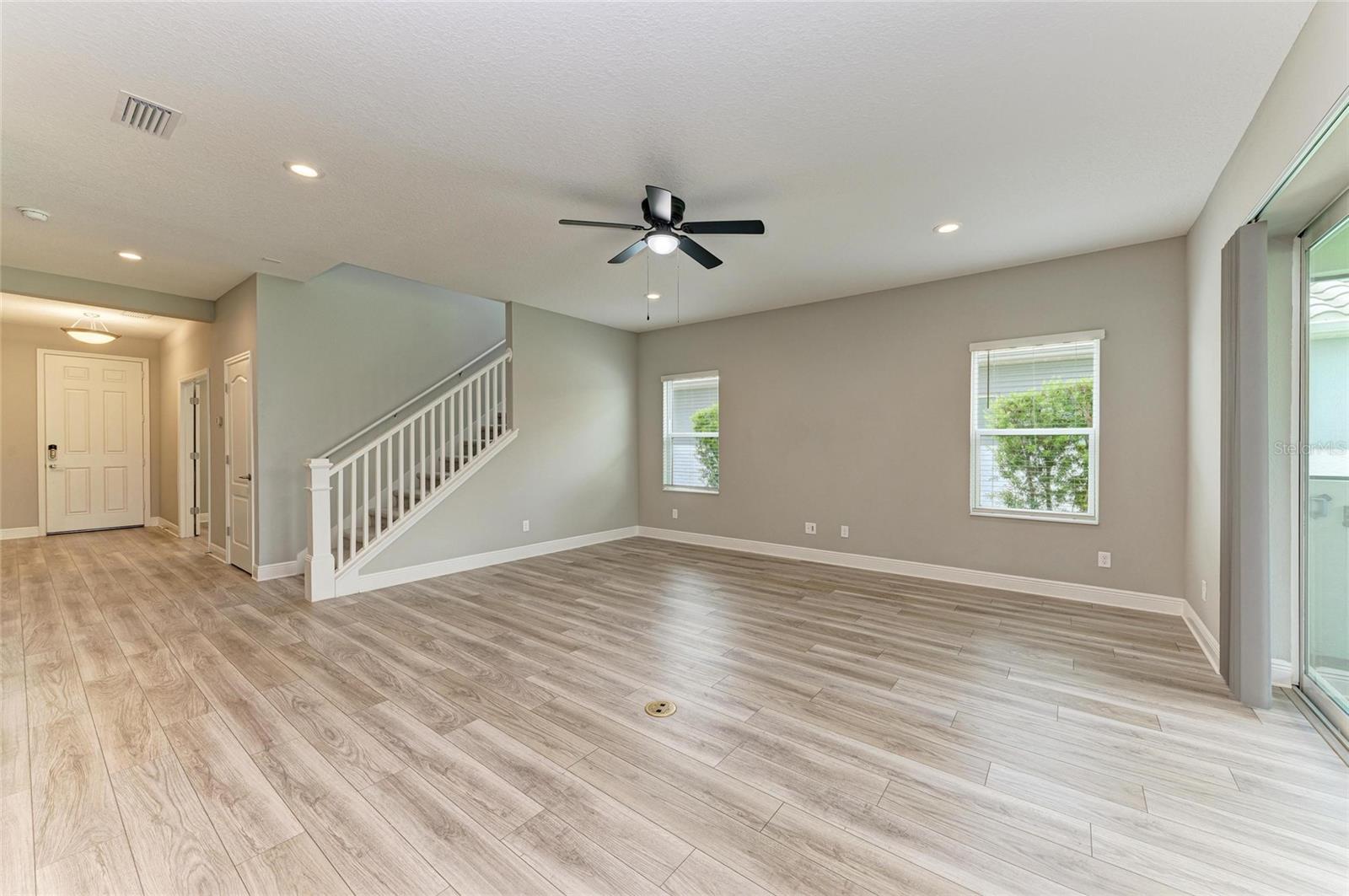 2802 Butterfly Jasmine Trl Property Photo 18