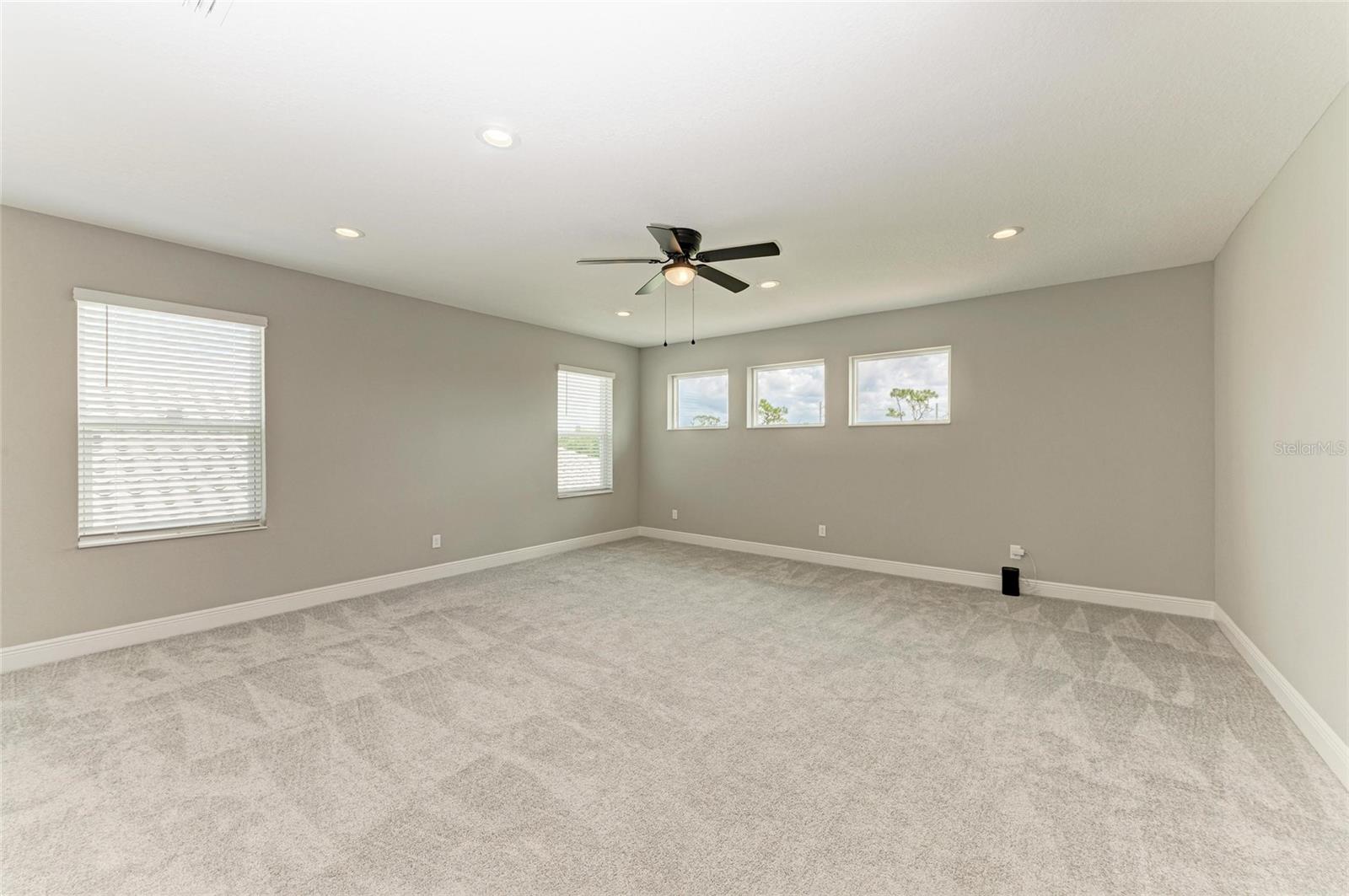 2802 Butterfly Jasmine Trl Property Photo 28