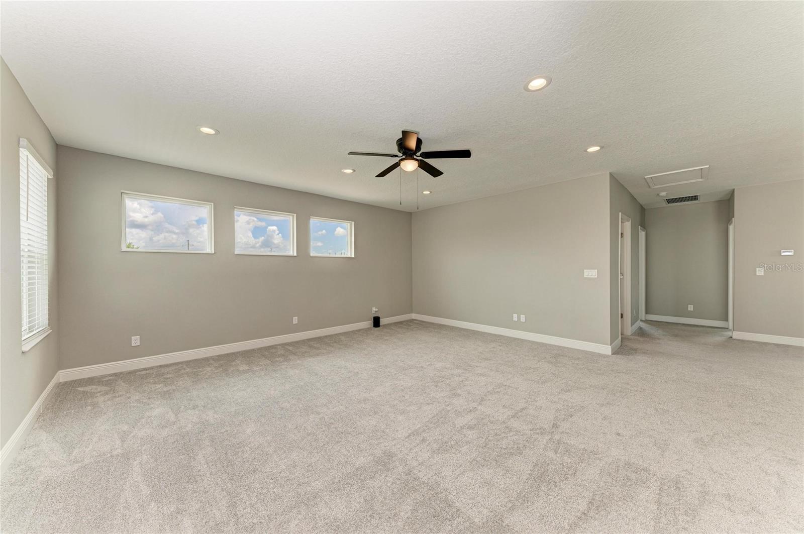 2802 Butterfly Jasmine Trl Property Photo 31
