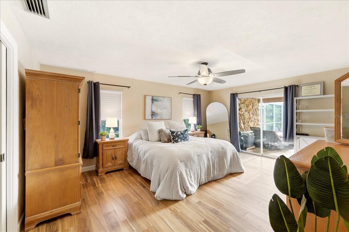 413 Signorelli Dr Property Photo 22