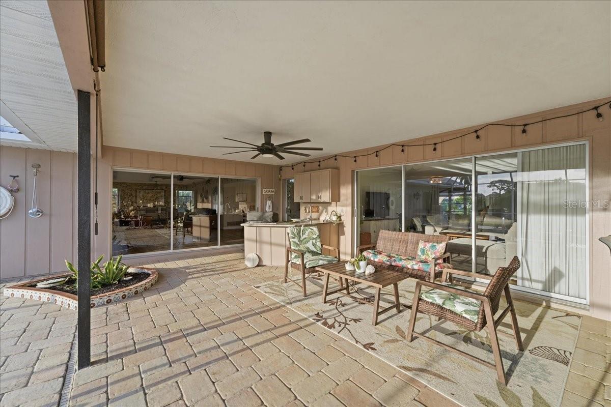 413 Signorelli Dr Property Photo 35