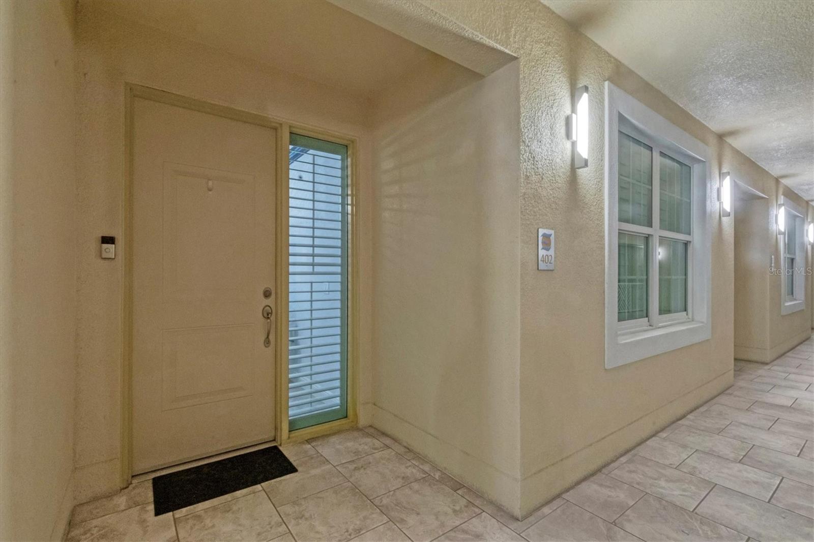 260 Hidden Bay Dr #402 Property Photo 5