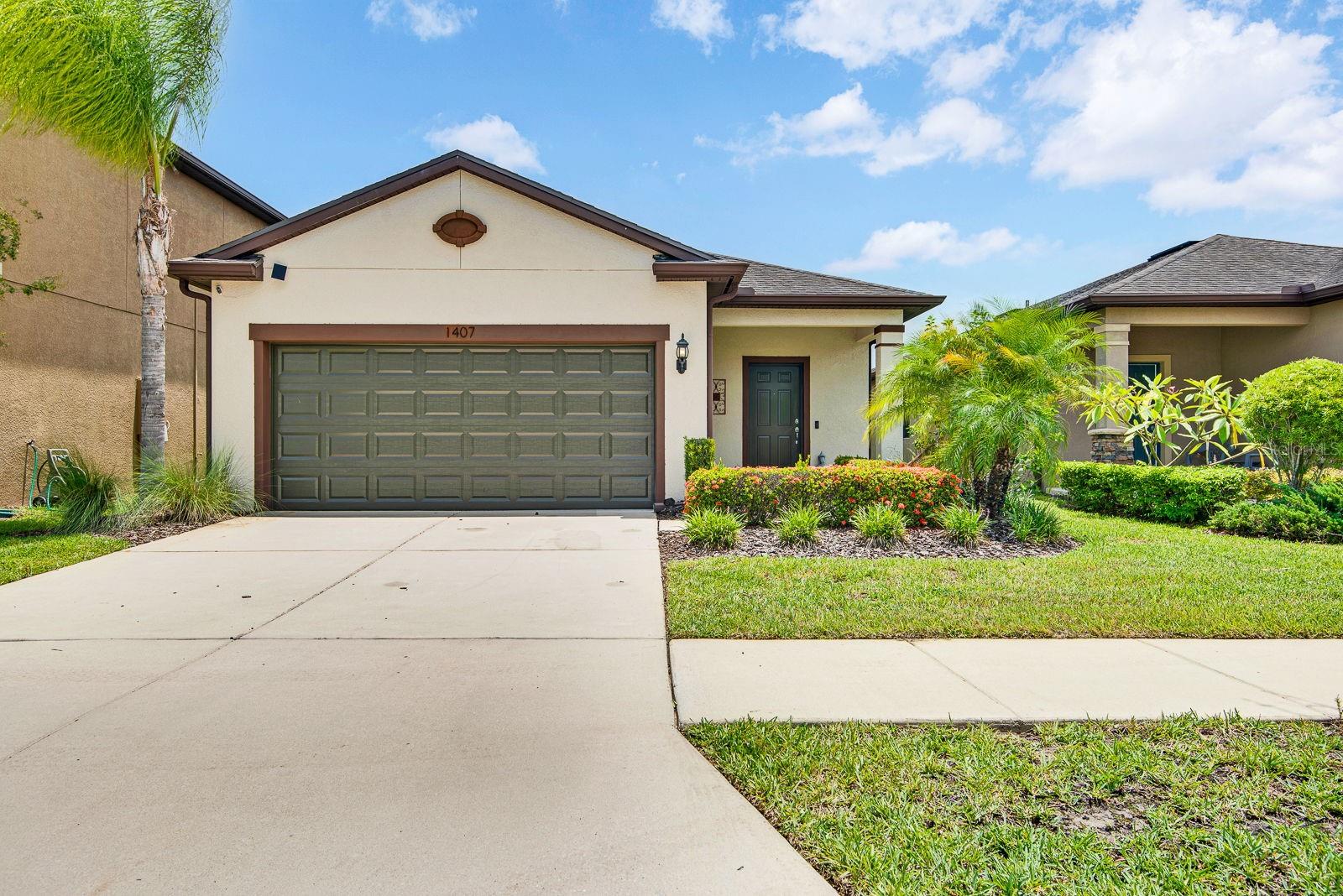 1407 CUSTER BAYOU ST