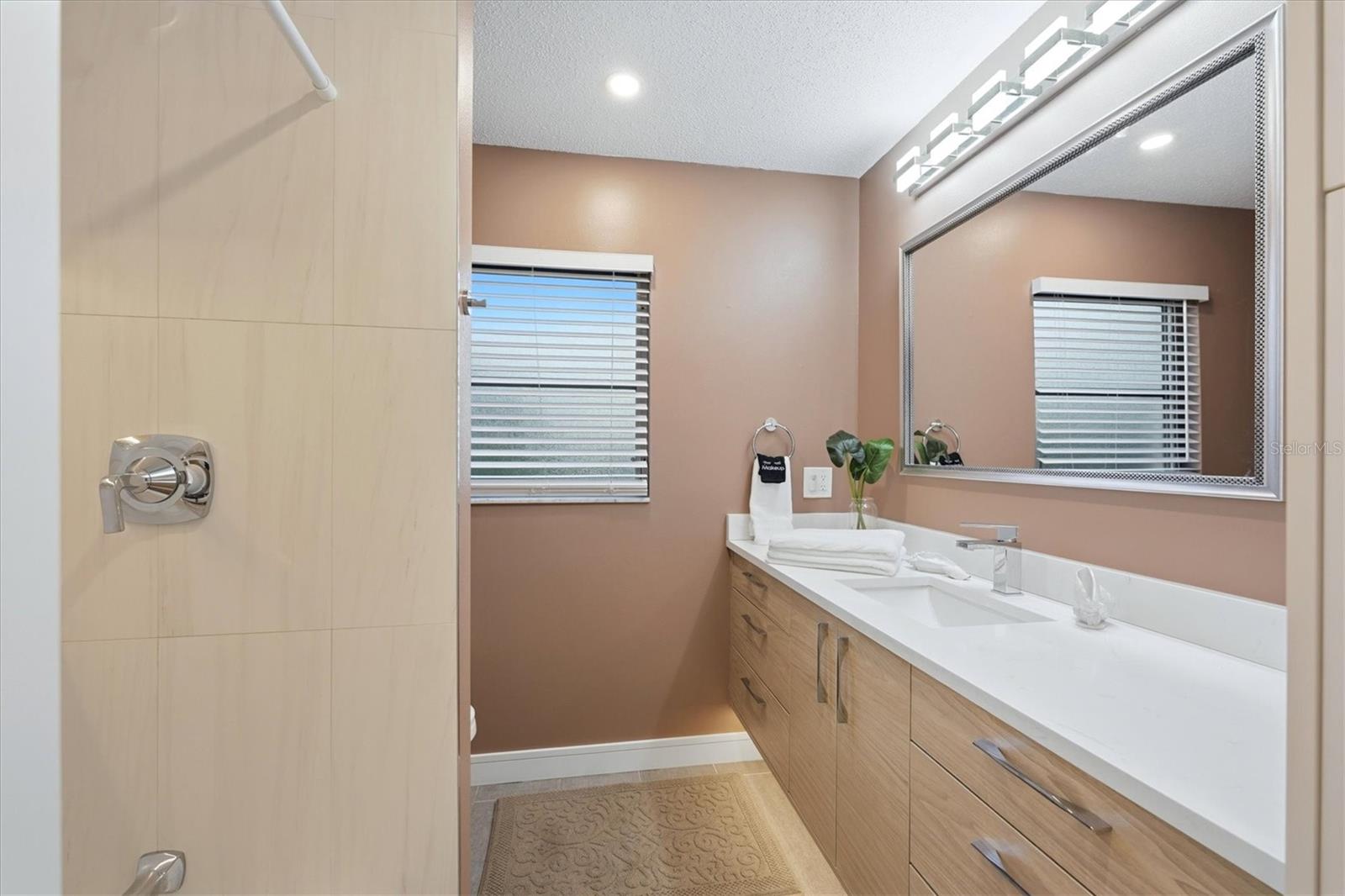 2428 Whippoorwill Cir Property Photo 26