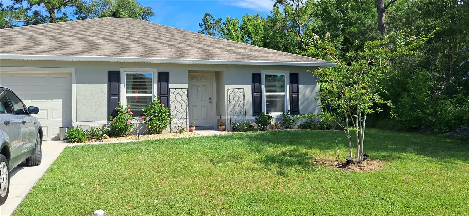 16 Princeton Ln Property Photo 2