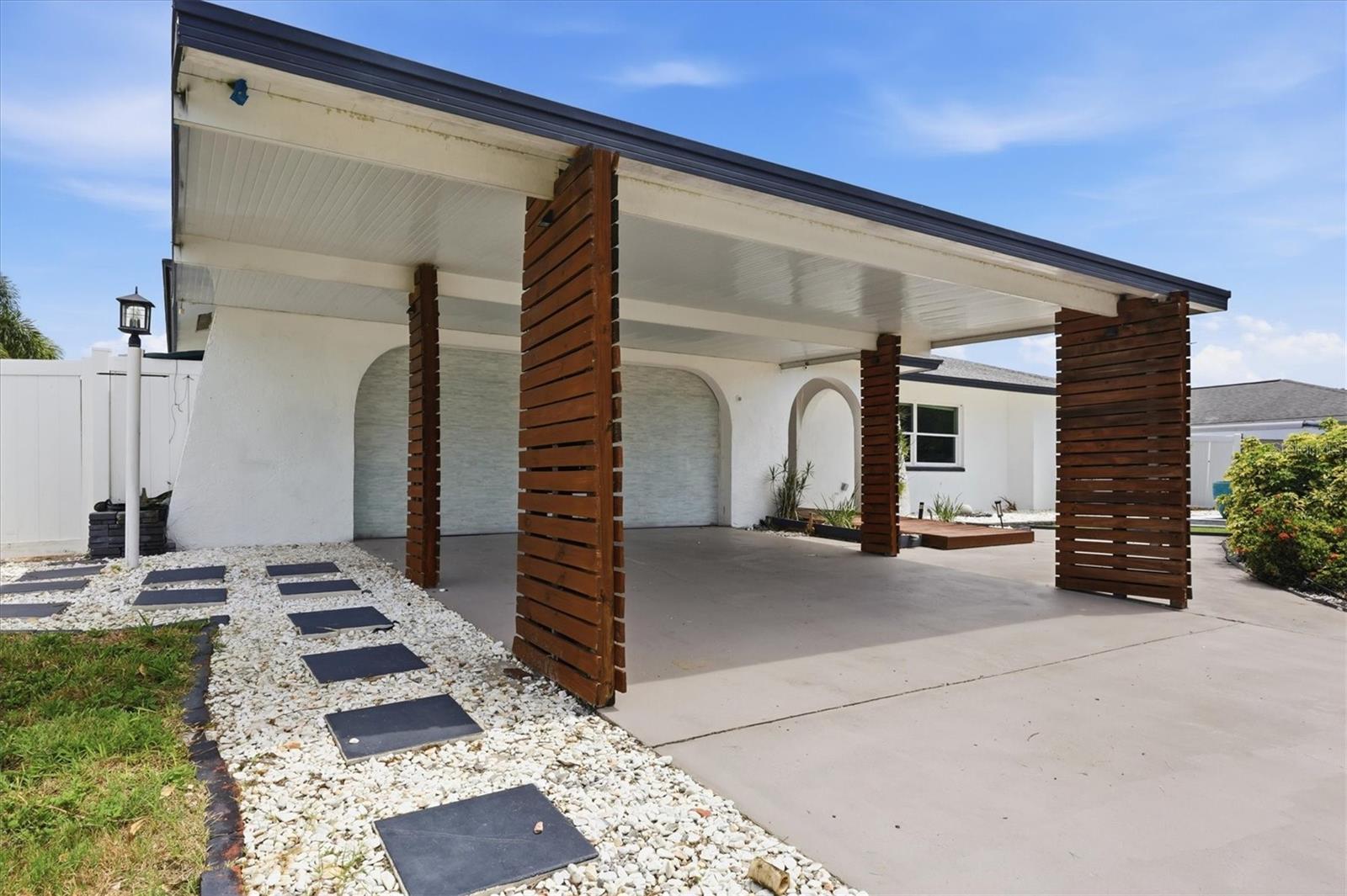 3615 Egerton Cir Property Photo 4