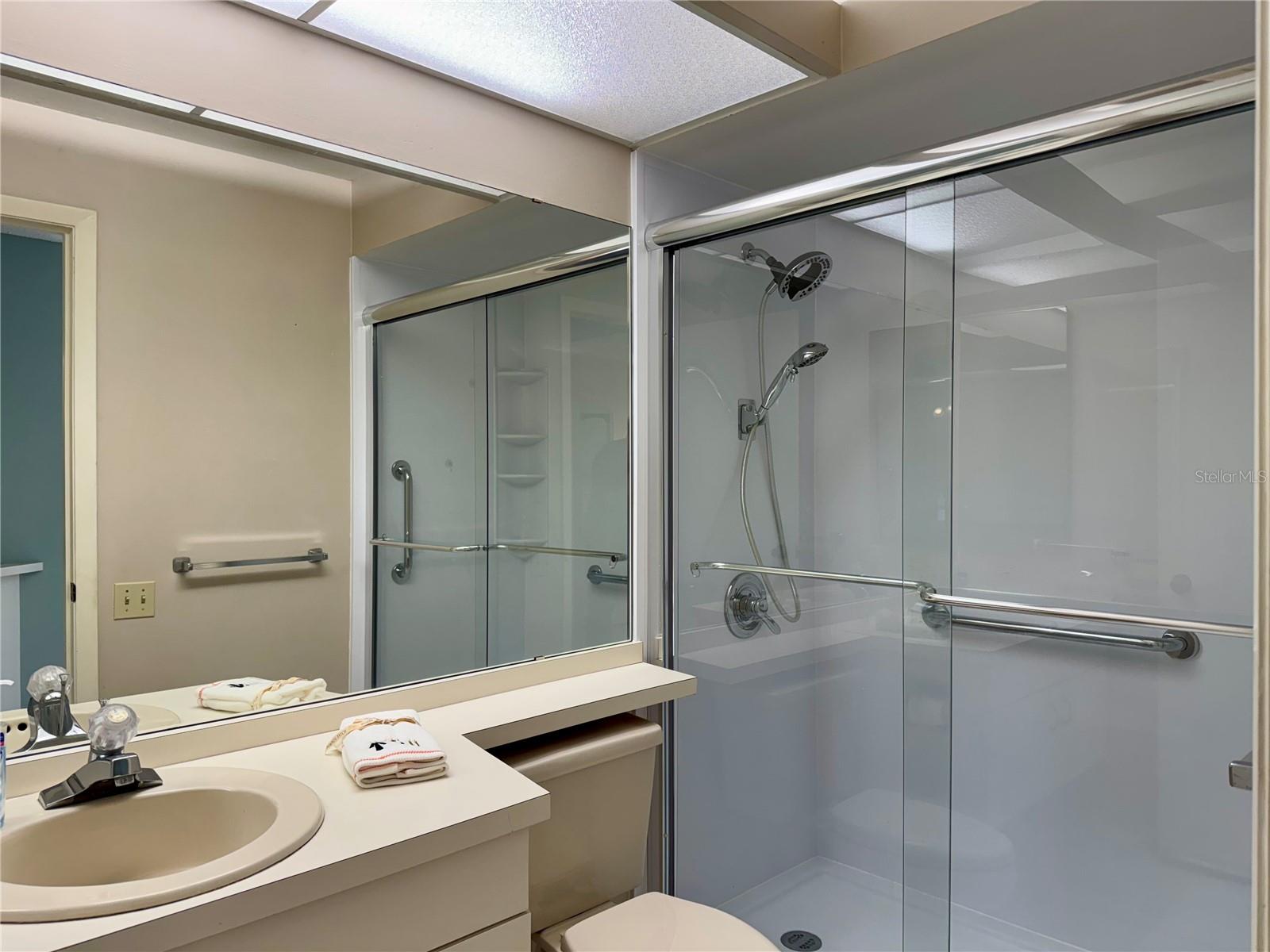 4720 Peridia Blvd E Property Photo 7