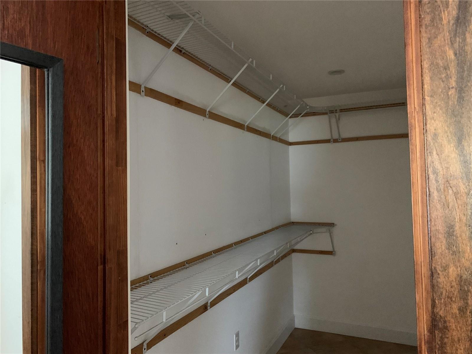 2436 Waldemere St Property Photo 17