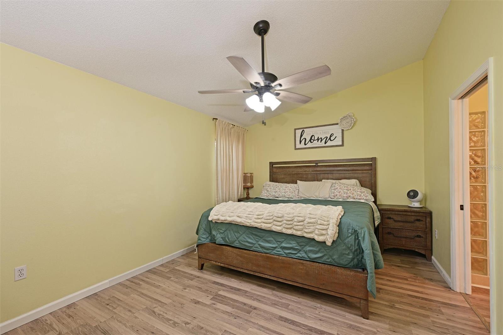 4427 Murfield Dr E Property Photo 12