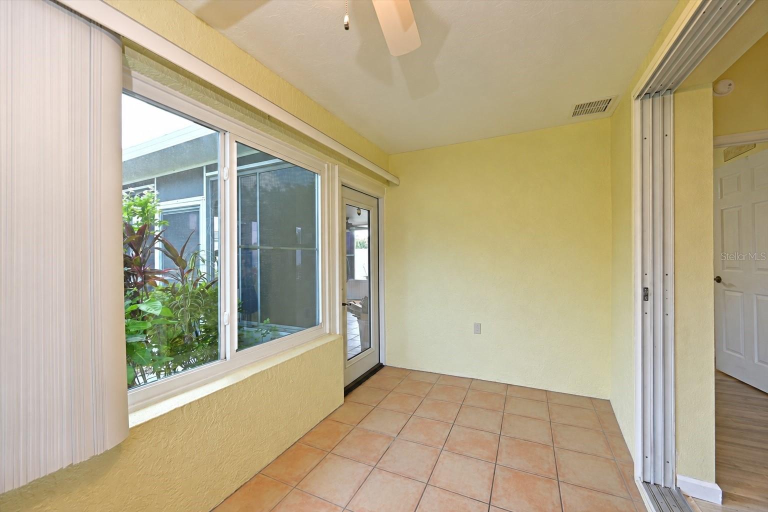 4427 Murfield Dr E Property Photo 18