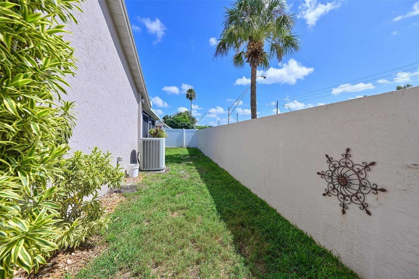 4427 Murfield Dr E Property Photo 20