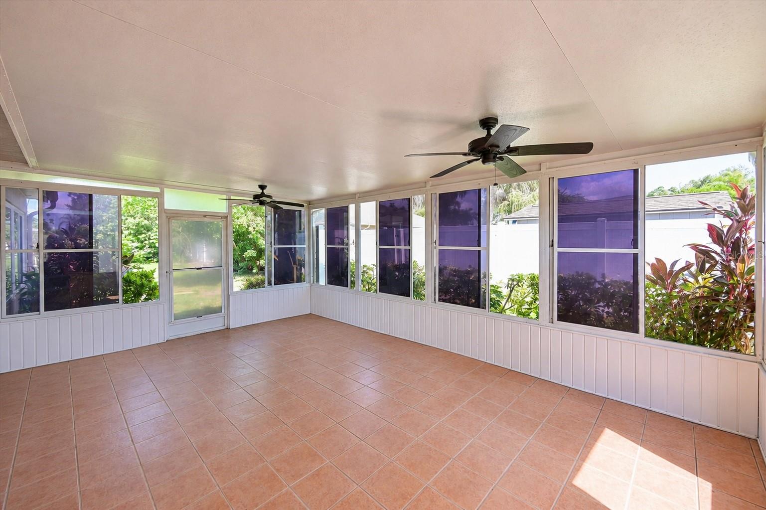 4427 Murfield Dr E Property Photo 21