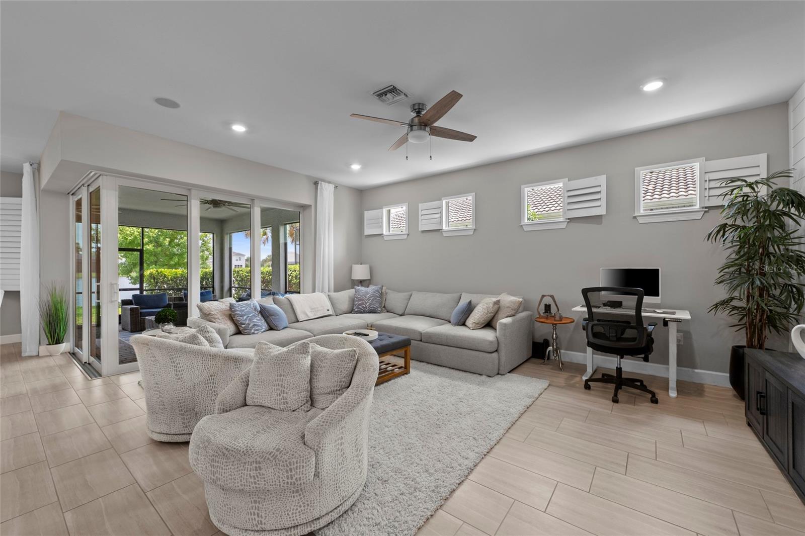 12217 Cranston Way Property Photo 5