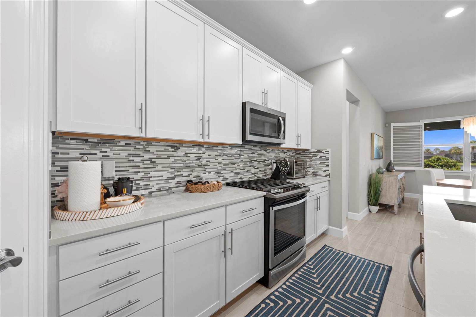 12217 Cranston Way Property Photo 13
