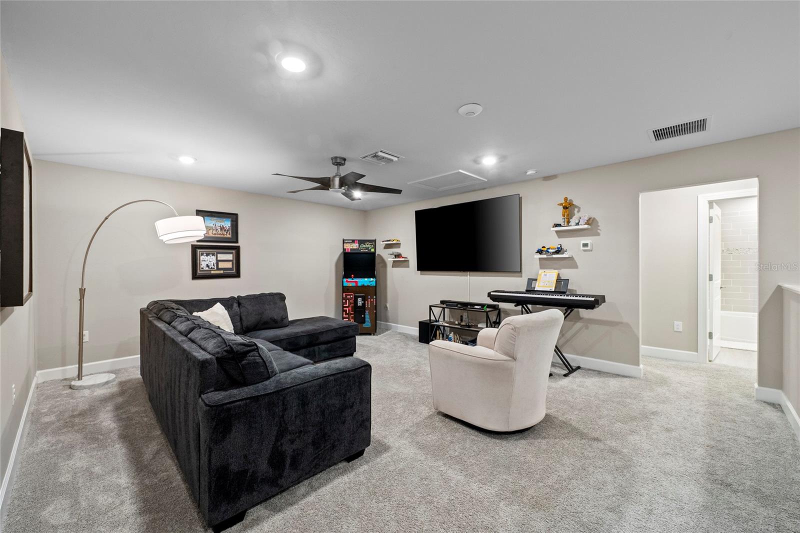 12217 Cranston Way Property Photo 26