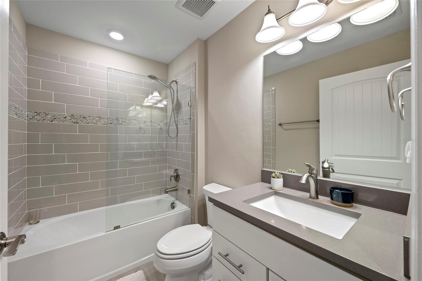 12217 Cranston Way Property Photo 33