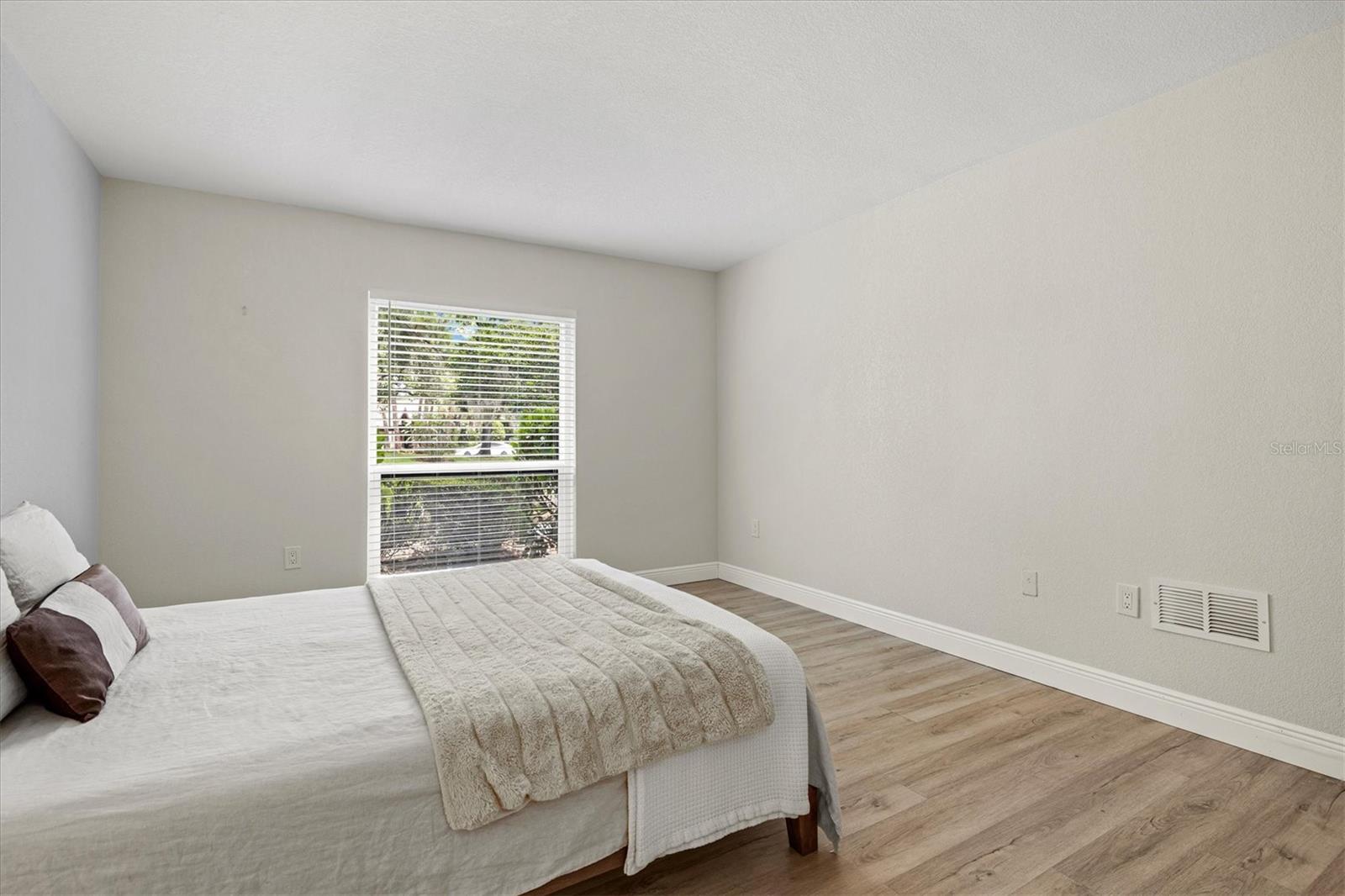3053 Taywood Mdws #3 Property Photo 26