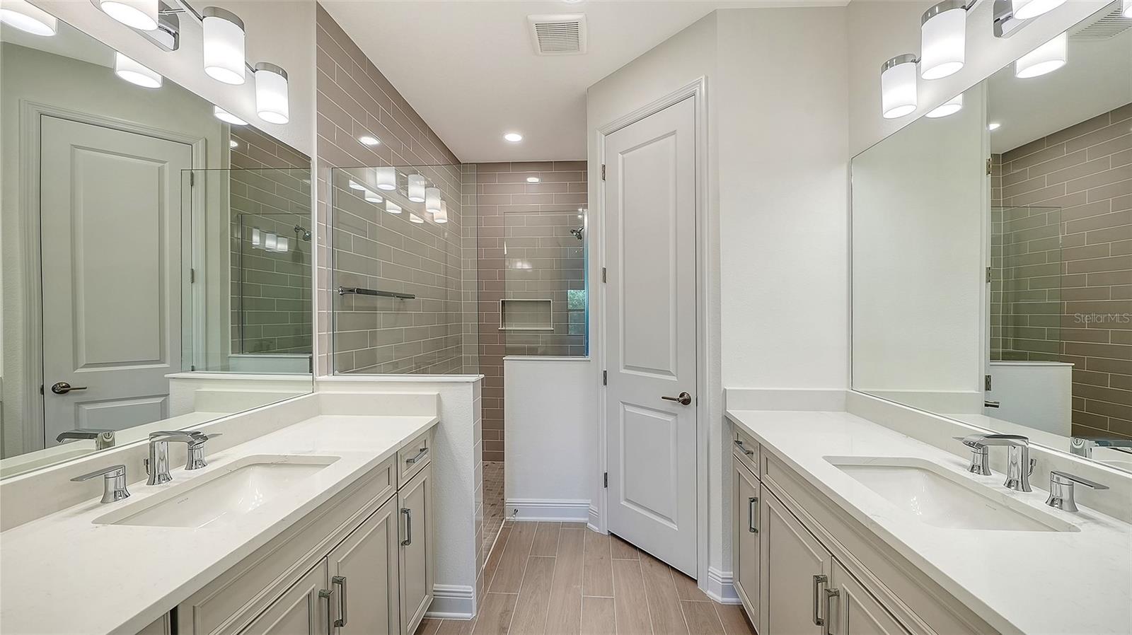 280 Altamura Cir Property Photo 23