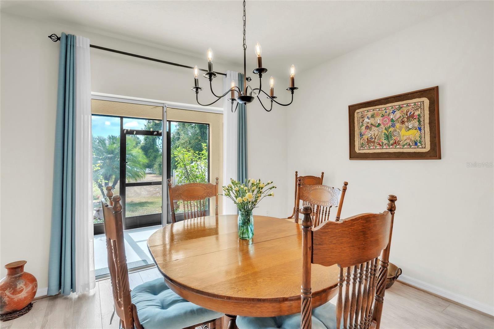 9527 Sunstone Blvd Property Photo 3