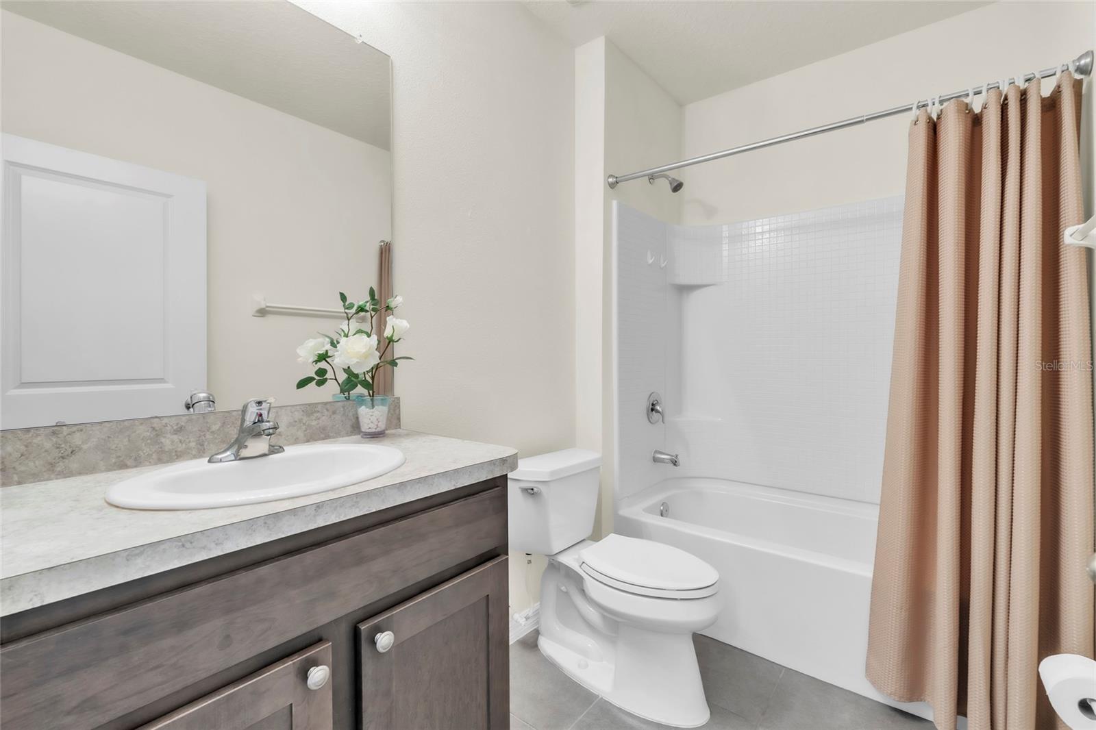 9527 Sunstone Blvd Property Photo 17