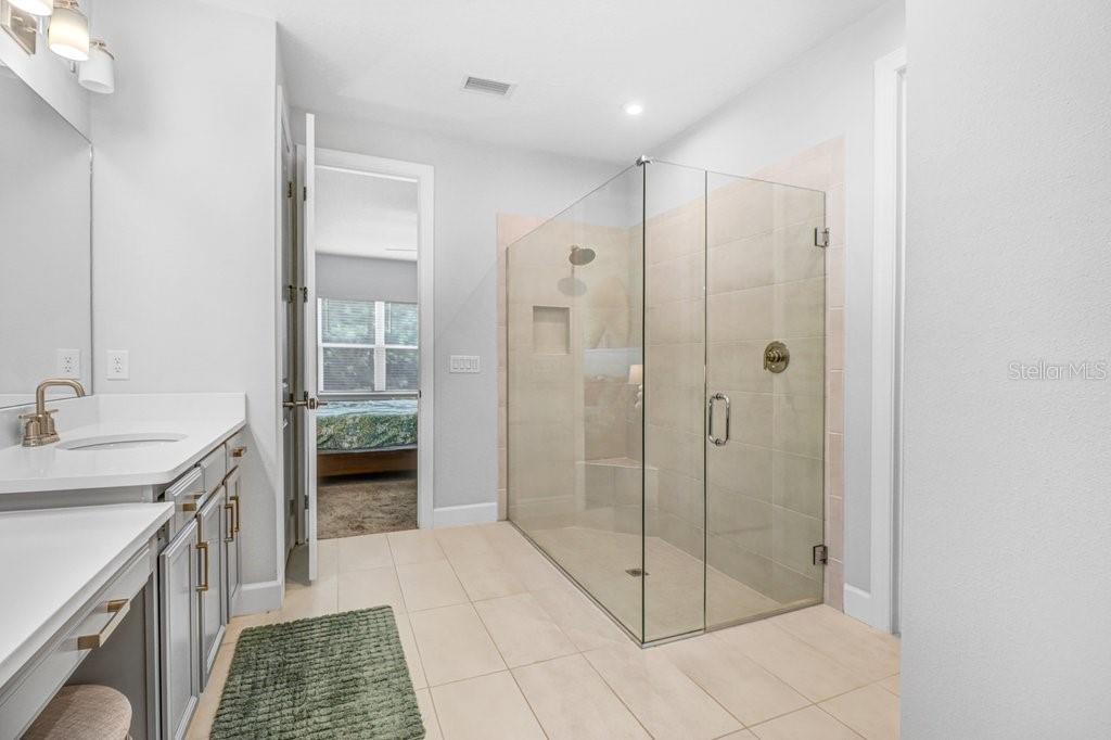 4634 Crestpoint Way Property Photo 18