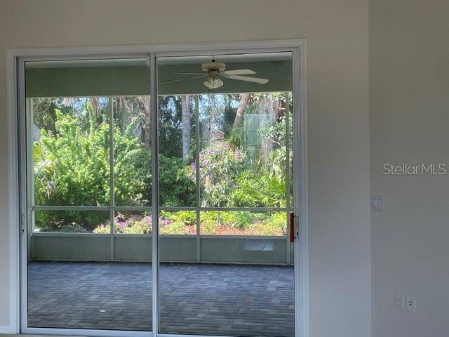 5249 Far Oak Cir Property Photo 12
