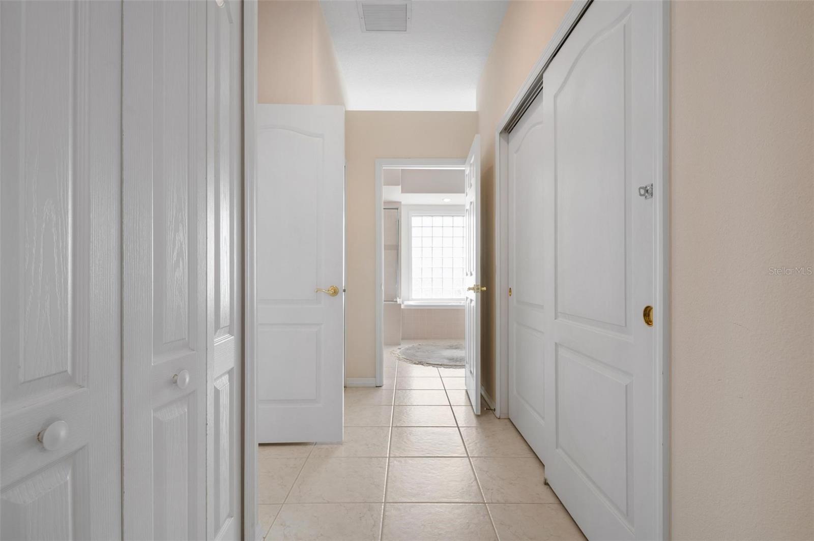 5249 Far Oak Cir Property Photo 13