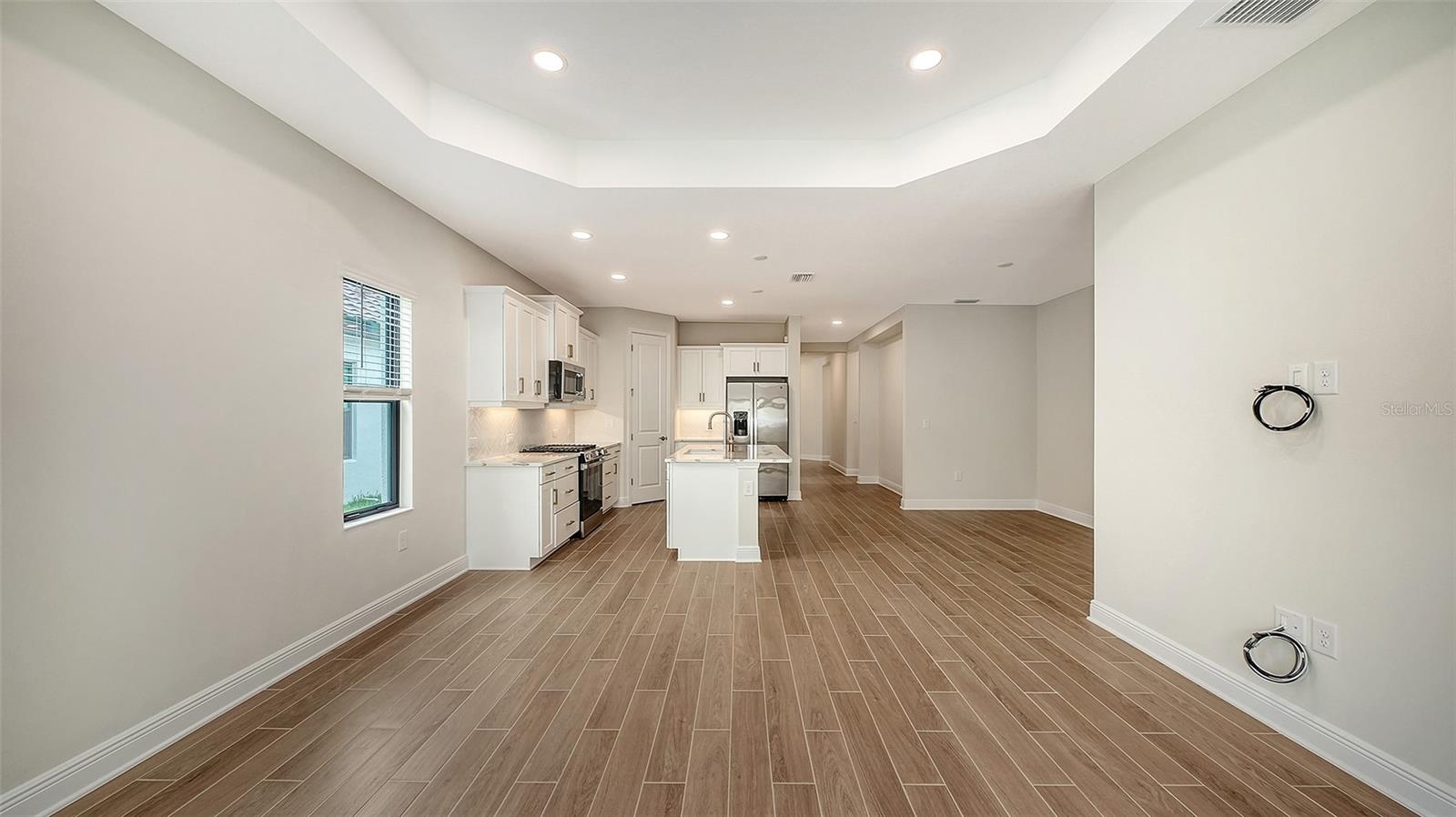 333 Potenza Loop Property Photo 16