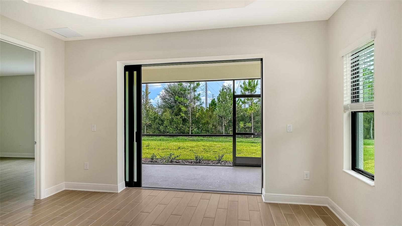 333 Potenza Loop Property Photo 18