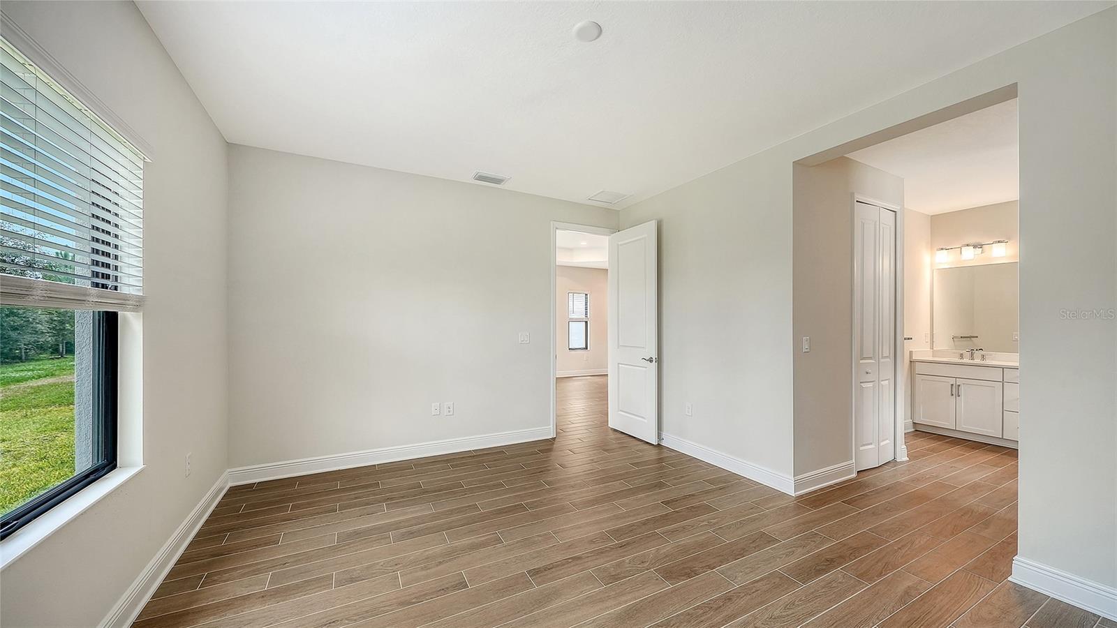 333 Potenza Loop Property Photo 21