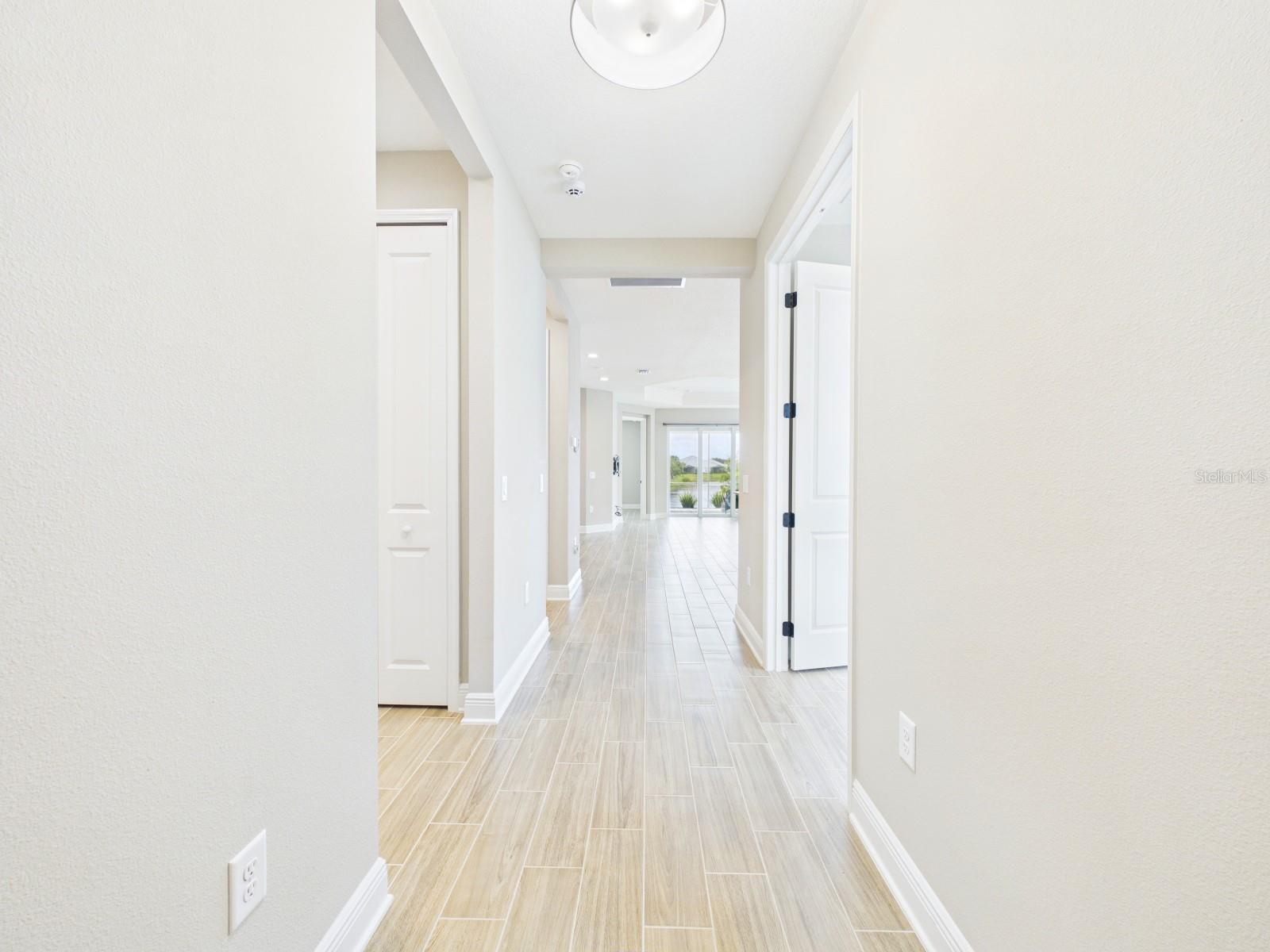 10012 Lake Wales Cir Property Photo 10