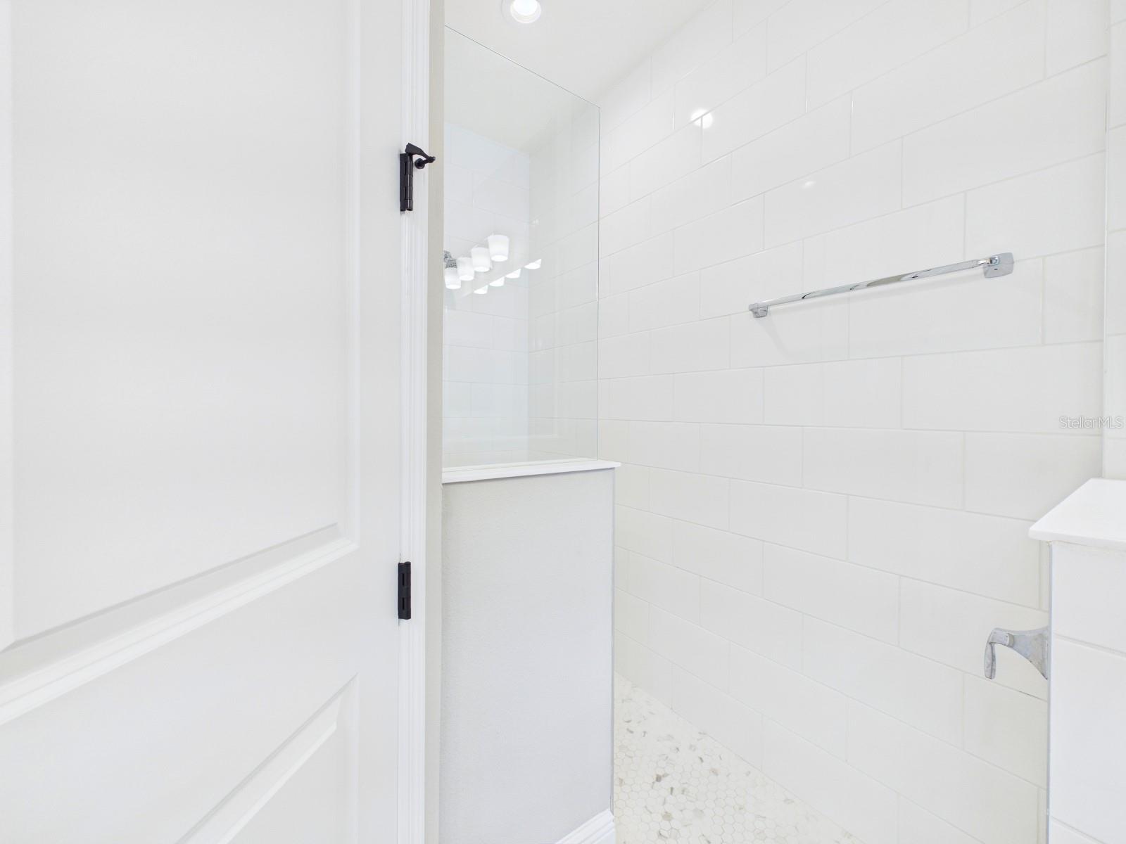 10012 Lake Wales Cir Property Photo 77