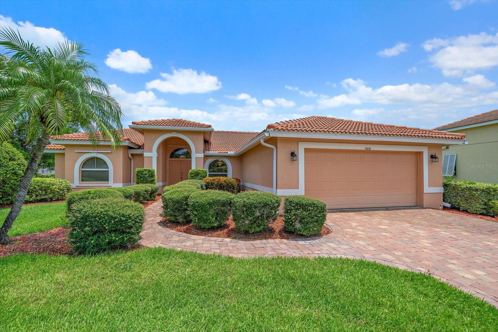 9539 Hawksmoor Ln Property Photo 1