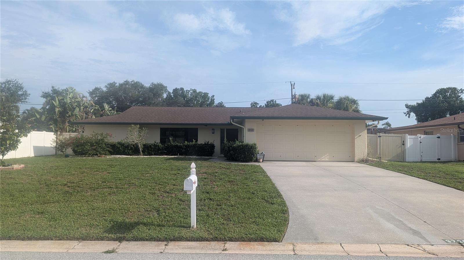 3720 Pin Oaks St Property Photo 1