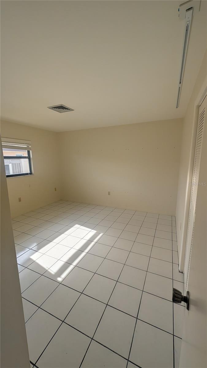 3720 Pin Oaks St Property Photo 6