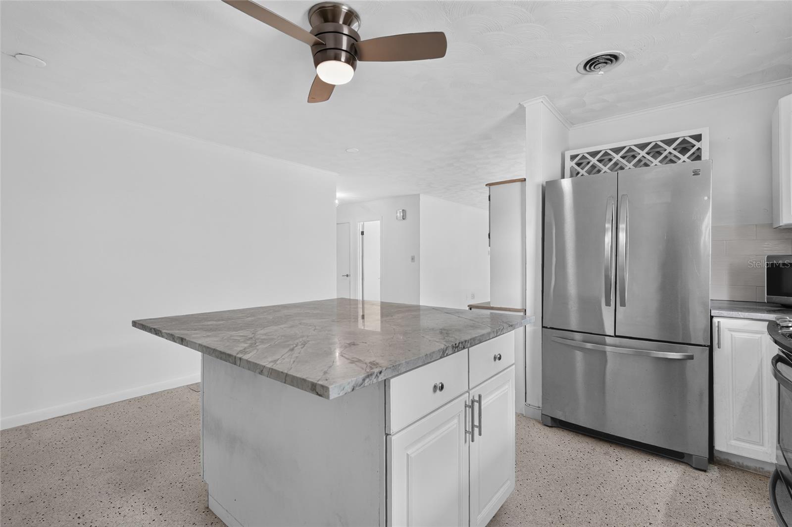 2709 Marlette St Property Photo 20
