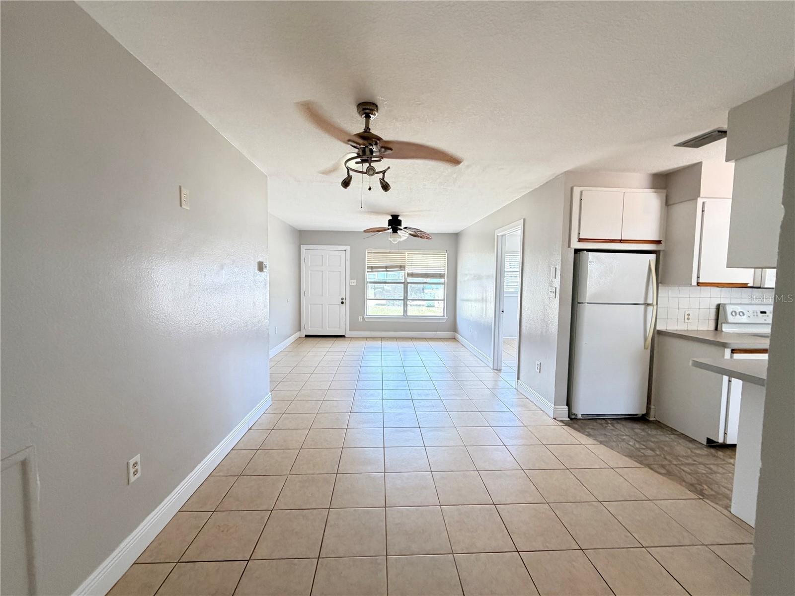 3842 Hawkeye Cir Property Photo 4