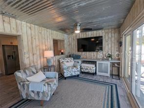 3070 Gulf Gate Dr Property Photo 9