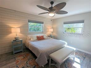 3070 Gulf Gate Dr Property Photo 10