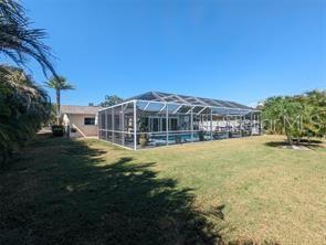 3070 Gulf Gate Dr Property Photo 17
