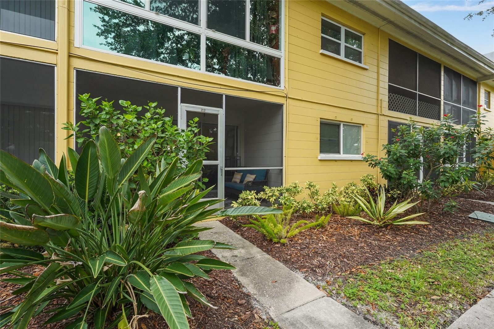 2155 Wood St #a22 Property Photo 22