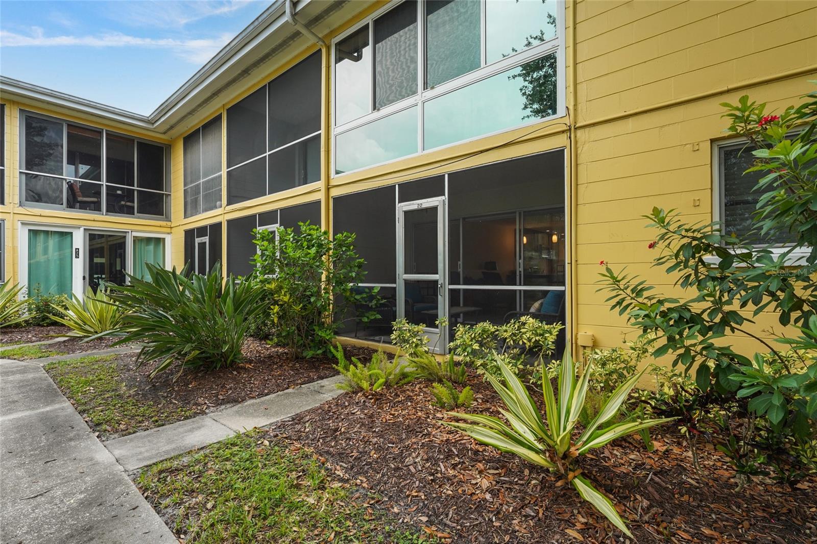 2155 Wood St #a22 Property Photo 23
