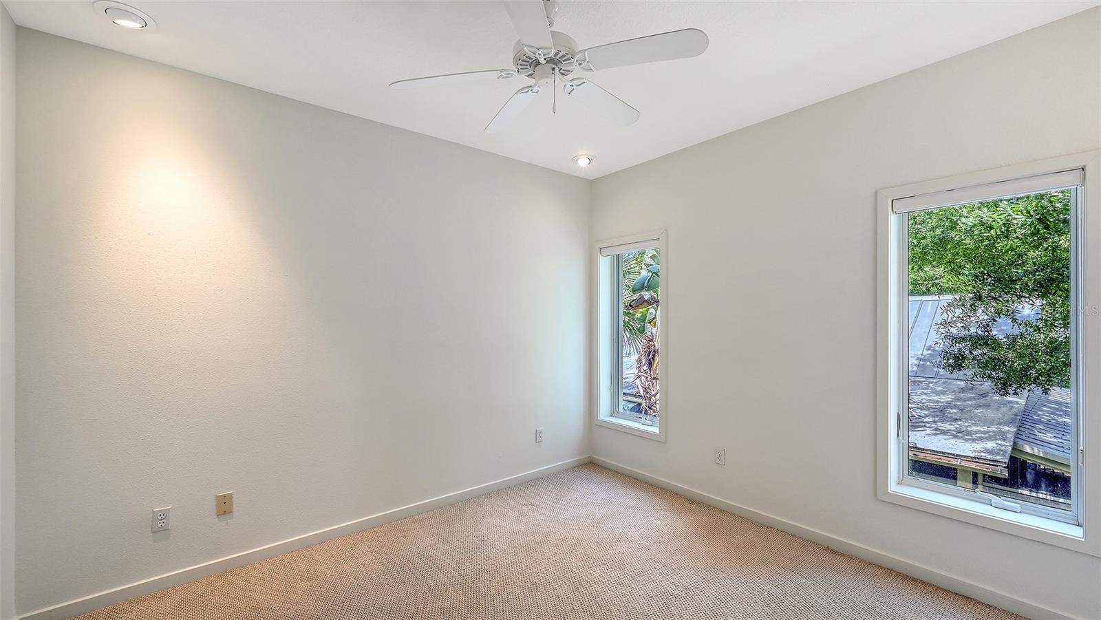 1685 Laurel St #3 Property Photo 23