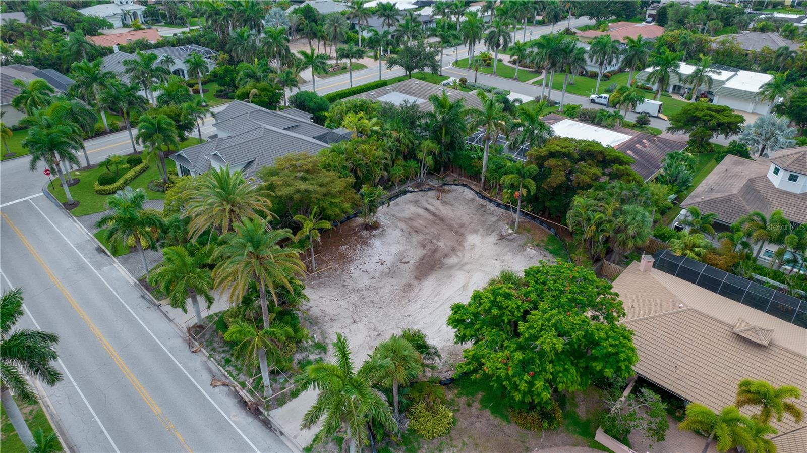 338 Bird Key Dr Property Photo 5
