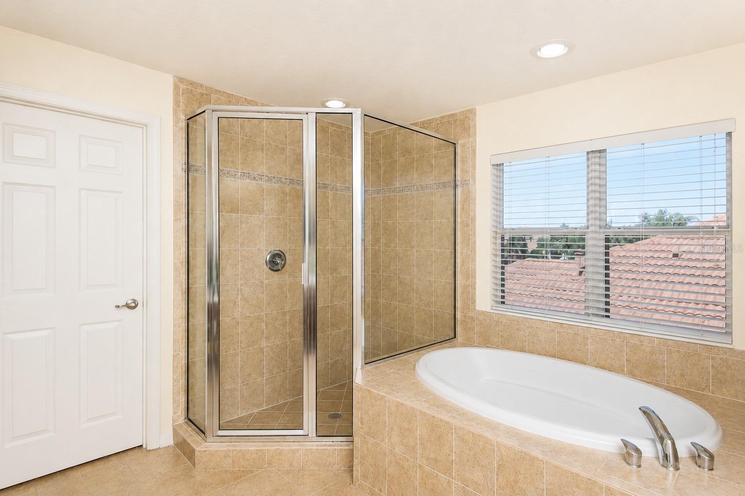 6945 74th Street Cir E Property Photo 10