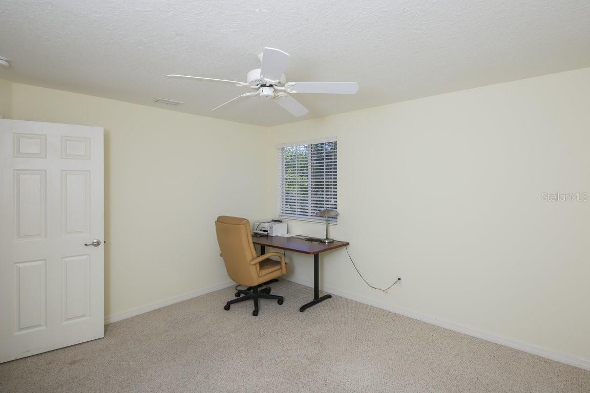 6945 74th Street Cir E Property Photo 16